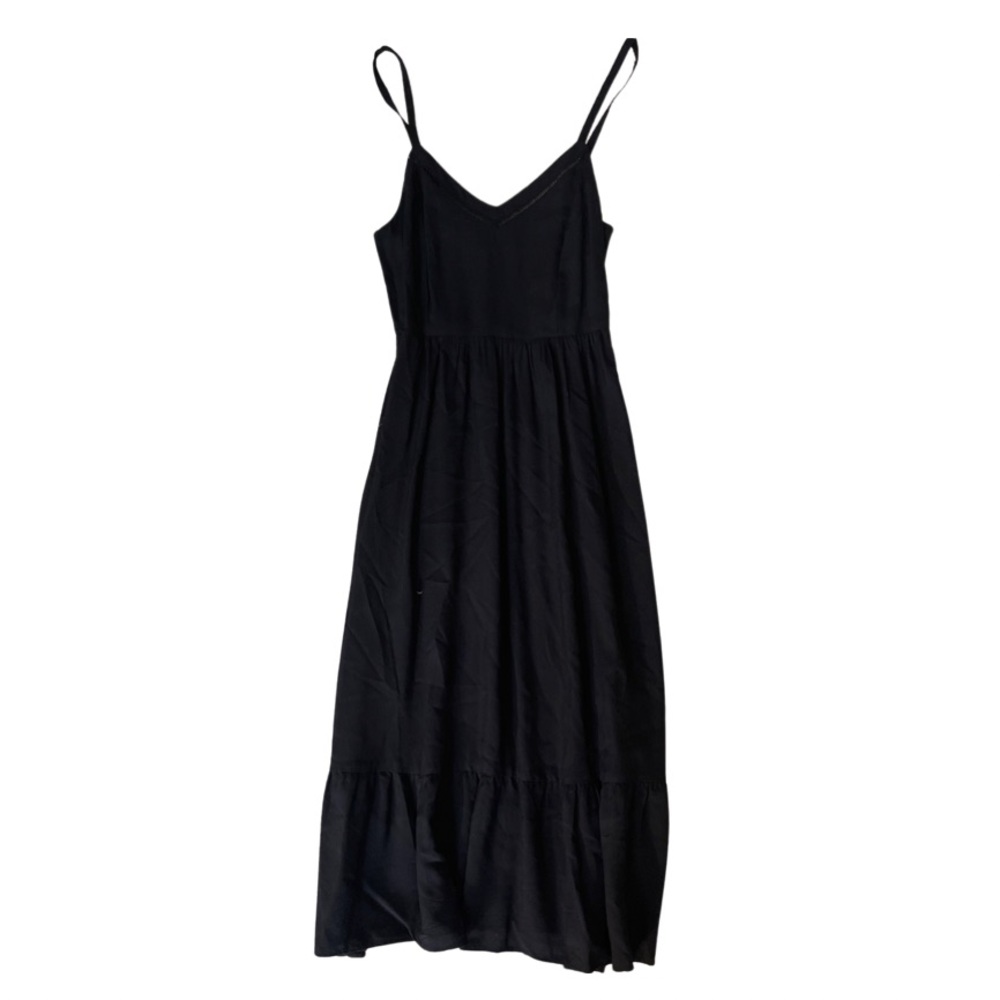 Black midi dress